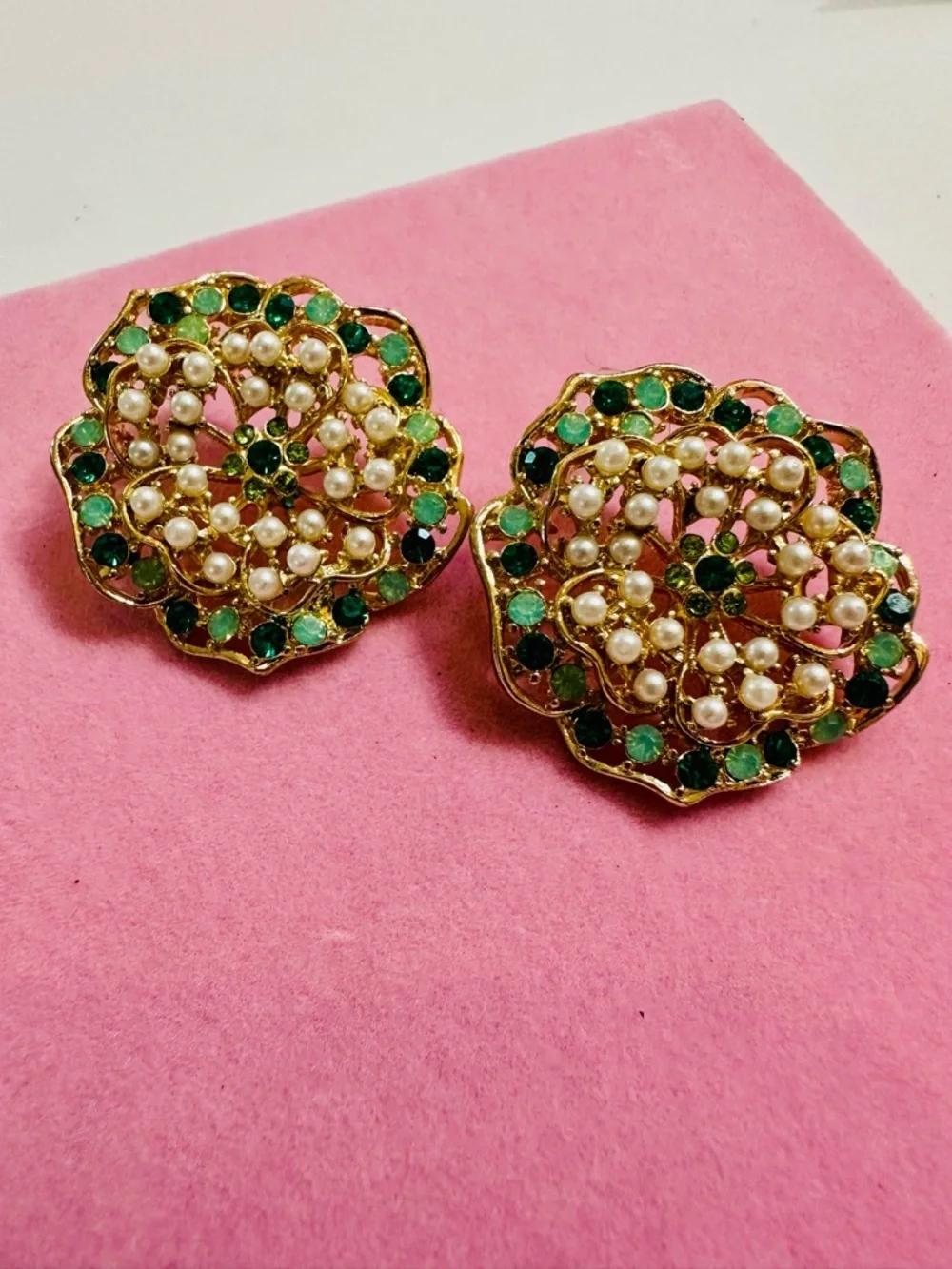 Green Rhinestone Pearl Flower Earrings